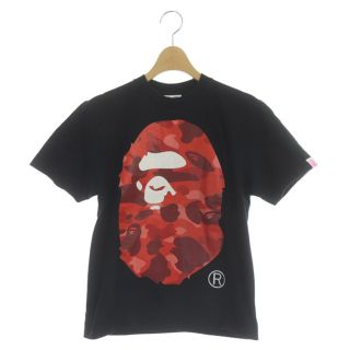 アベイシングエイプ(A BATHING APE)のアベイシングエイプ APEE Tシャツ カットソー 半袖 迷彩柄 サルカモ(Tシャツ(半袖/袖なし))