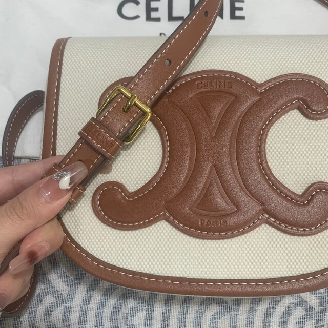 新品同様美品 CELINE セリーヌ ショルダー-