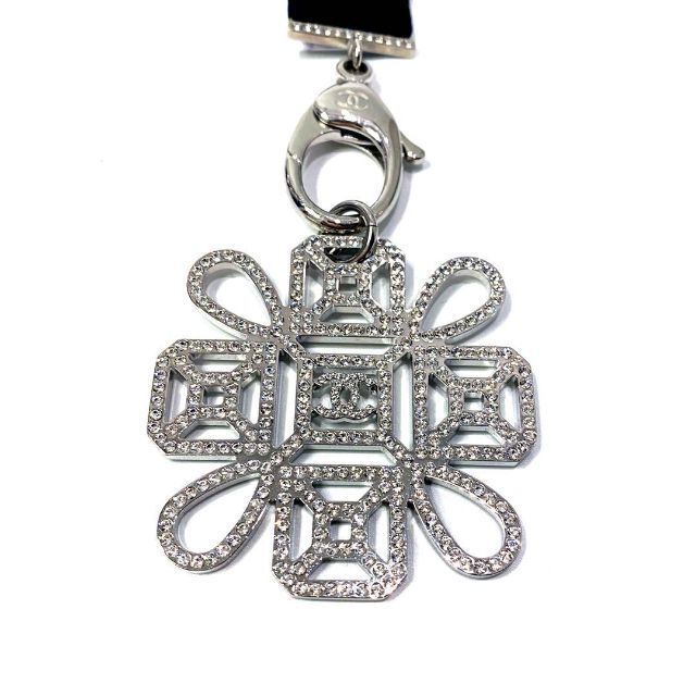 爆買い!】 CHANEL - ラインストーン ネックレス ネックストラップ