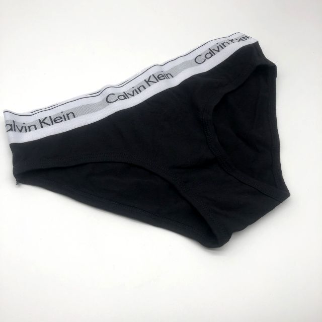 ck Calvin Klein(シーケーカルバンクライン)のカルバンクライン　レディース 上下セット　下着　クロスブラ　Lサイズ　黒 レディースの下着/アンダーウェア(ブラ&ショーツセット)の商品写真