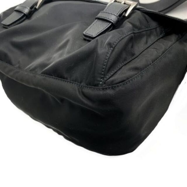 最新 PRADA - プラダ/ショルダーバッグ/ナイロン/フラップ付/黒/1BD953 最新 PRADA - プラダ/ショルダーバッグ/ナイロン/フラップ付/黒/1BD953