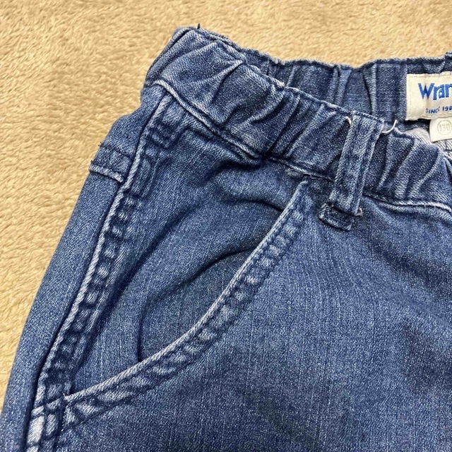 Wrangler(ラングラー)のキッズ 子供 ズボン ジーンズ ジーパン130㎝ ラングラー Wrangler キッズ/ベビー/マタニティのキッズ服男の子用(90cm~)(パンツ/スパッツ)の商品写真