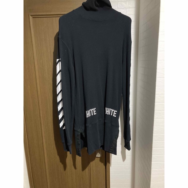 off -white ニットセーター