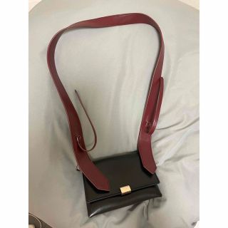 ザラ(ZARA)のZARA ショルダーバッグ(ショルダーバッグ)