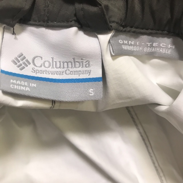 Columbia(コロンビア)のColumbia コロンビア　グラスバレーレインウェア 　カーキ　Sサイズ レディースのパンツ(その他)の商品写真