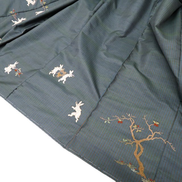特選 仮絵羽 紬 相良刺繍 鳥獣戯画 未仕立て 着物 A824-1 【新品】 特選 仮絵羽 紬 相良刺繍 鳥獣戯画 未仕立て 着物 A824-1 【新品】