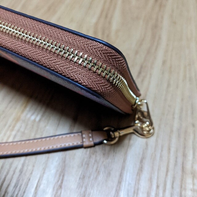 COACH(コーチ)のCOACH  長財布　カラフルシグネチャー レディースのファッション小物(財布)の商品写真