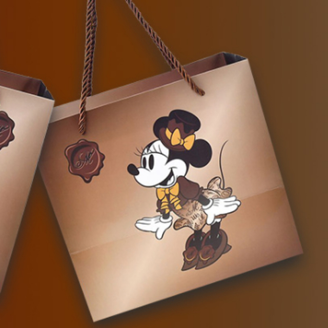 Disney(ディズニー)のGODIVA ディズニー　紙袋　 レディースのバッグ(ショップ袋)の商品写真