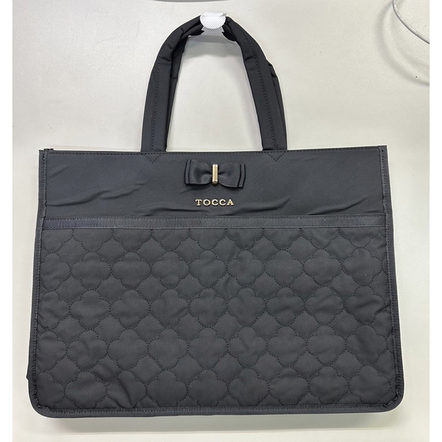 TOCCA(トッカ)のTOCCA トッカ トートバッグ 黒とピンク2個セット シワあり レディースのバッグ(トートバッグ)の商品写真