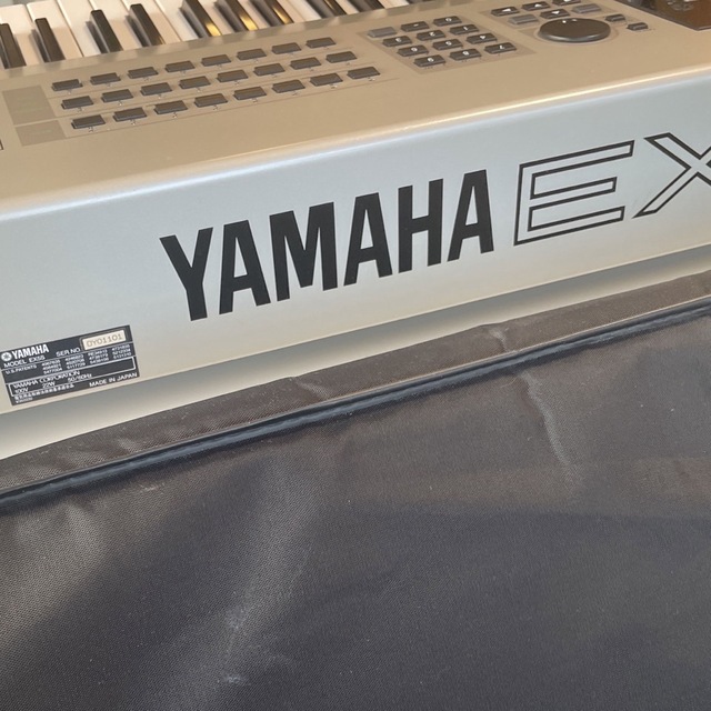 ヤマハ(ヤマハ)のYAMAHA シンセサイザー　EX5S 楽器の鍵盤楽器(キーボード/シンセサイザー)の商品写真