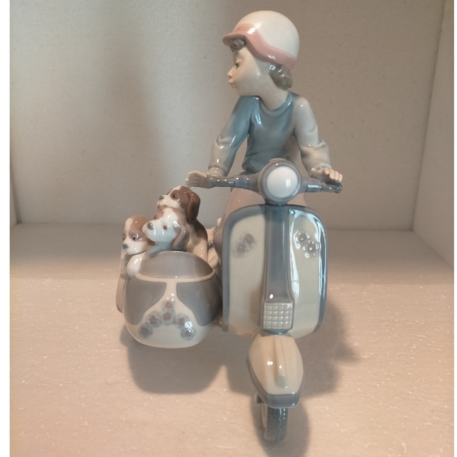 非常に高い品質 リヤドロ lladro cargo 「大切な同乗者」precious 置物