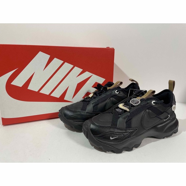 NIKE - 【新品】24㎝ ナイキ ウィメンズ TC7900 ブラックの通販 by