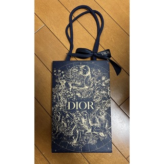 ディオール(Dior)のDIOR 2022年ホリデー限定柄ショッパー ショップ袋 紙袋 リボン付き(ショップ袋)