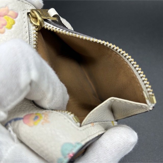 新色追加 COACH コーチ コンパクトウォレット フローラルプリント 二