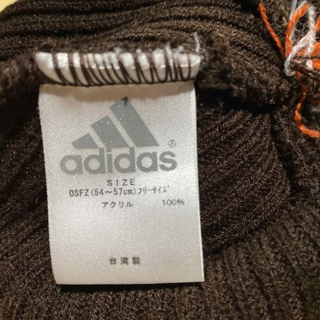 adidas(アディダス)のadidas ニット帽マフラーセット　再出品 レディースの帽子(ニット帽/ビーニー)の商品写真