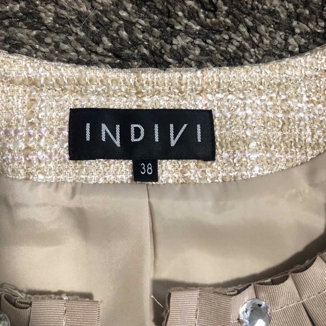INDIVI(インディヴィ)のインディヴィ　ツイード　ノーカラー　ジャケット レディースのジャケット/アウター(ノーカラージャケット)の商品写真