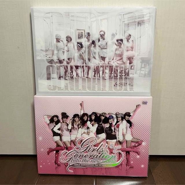 少女時代(ショウジョジダイ)のGIRLS' GENERATION（期間限定盤CDxDVD）+DVD エンタメ/ホビーのDVD/ブルーレイ(ミュージック)の商品写真