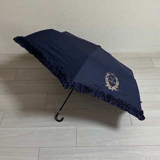 メゾンドフルール(Maison de FLEUR)のMaison de FLEUR フリル折りたたみ傘 晴雨兼用(傘)