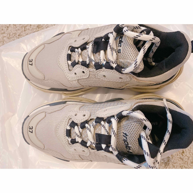 Balenciaga バレンシアガ BALENCIAGA トリプルS の通販 by らら's