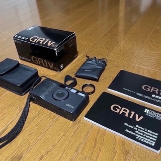 リコー(RICOH)のRICOH GR1V DATE ブラック　付属品有り(フィルムカメラ)