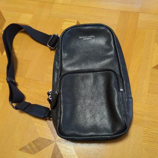 ブラックレーベルクレストブリッジ(BLACK LABEL CRESTBRIDGE)のBLACK LABEL CRESTBRIDGE 本革 ボディバッグ 未使用(ボディーバッグ)