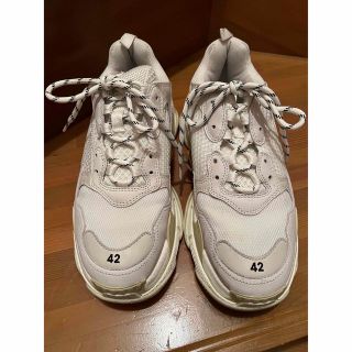 バレンシアガ(Balenciaga)の本日限定タイムセール　Balenciaga triple s(スニーカー)