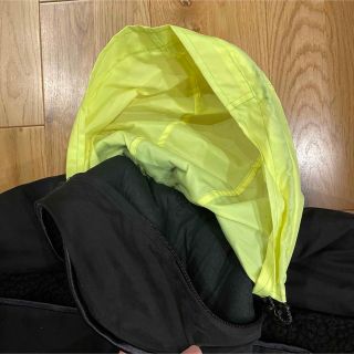 完売!22AW is-nessのリバーシブルフリースJK グレー×黒M 1LDK 直売