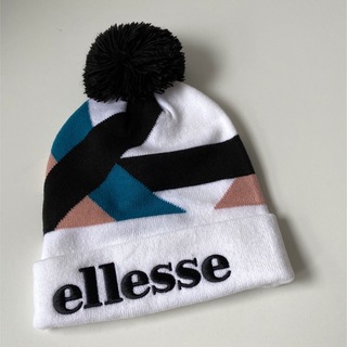 エレッセ(ellesse)のエレッセ ellesse ニット帽 マルチデザイン 未使用 フリーサイズ(ニット帽/ビーニー)
