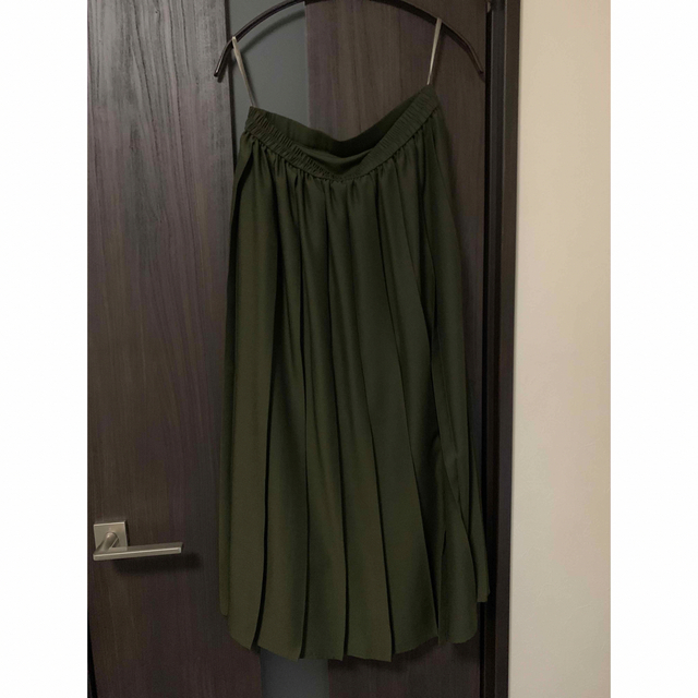 UNIQLO(ユニクロ)のワイドプリーツスカート レディースのスカート(ひざ丈スカート)の商品写真