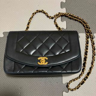 シャネル(CHANEL)のシャネル⭐︎マトラッセバック　ダイアナ　ラムスキン(ショルダーバッグ)