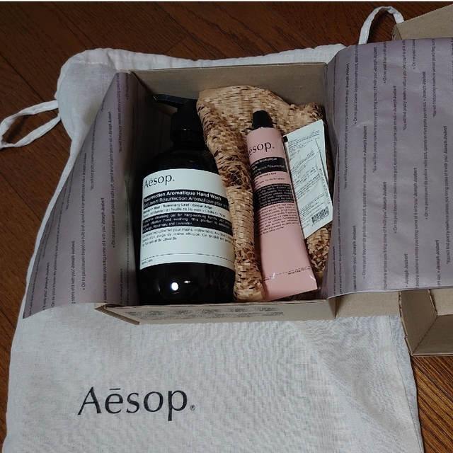 Aesop(イソップ)のレスレクション コスメ/美容のボディケア(ハンドクリーム)の商品写真