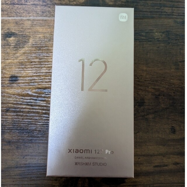 ANDROID(アンドロイド)のXiaomi 12T Pro Daniel Arsham Edition スマホ/家電/カメラのスマートフォン/携帯電話(スマートフォン本体)の商品写真
