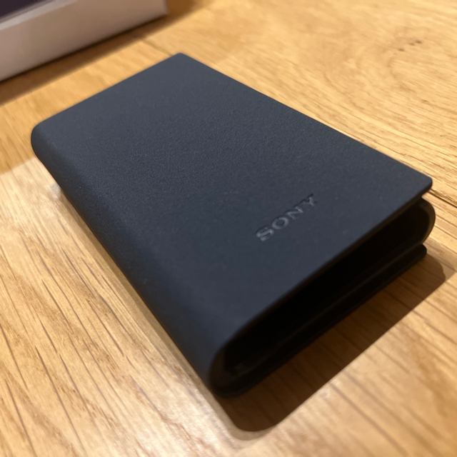 SONY(ソニー)のSONY NW-A300 ソフトケース ブルー美品 CKS-NWA300LCWW スマホ/家電/カメラのオーディオ機器(その他)の商品写真