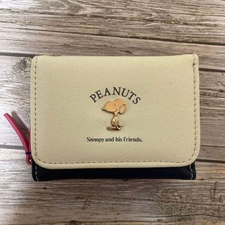 ピーナッツ(PEANUTS)のスヌーピー　三つ折り財布(財布)