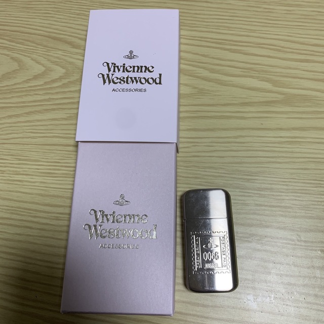 Vivienne Westwood(ヴィヴィアンウエストウッド)のライター メンズのファッション小物(タバコグッズ)の商品写真