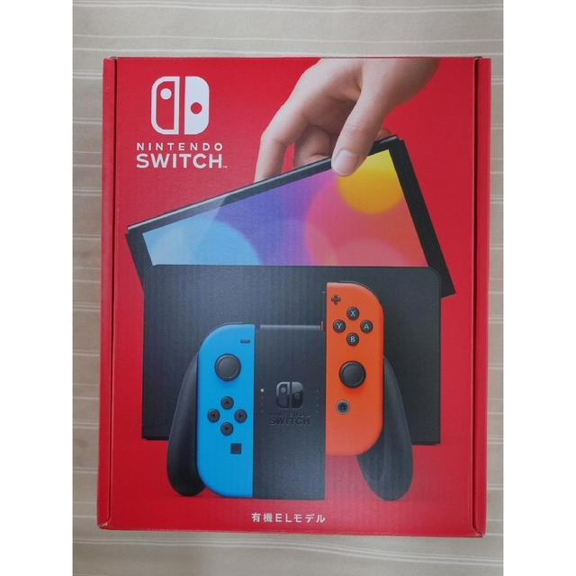 Nintendo Switch(ニンテンドースイッチ)のNintendo Switch 有機EL　ネオンブルーレッド エンタメ/ホビーのゲームソフト/ゲーム機本体(家庭用ゲーム機本体)の商品写真