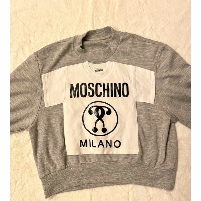 moschinoトレーナー-