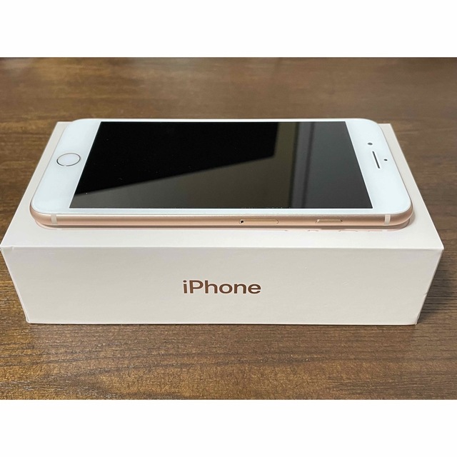 Apple(アップル)の【Apple】iPhone8 plus 256GB ピンクゴールド スマホ/家電/カメラのスマートフォン/携帯電話(スマートフォン本体)の商品写真