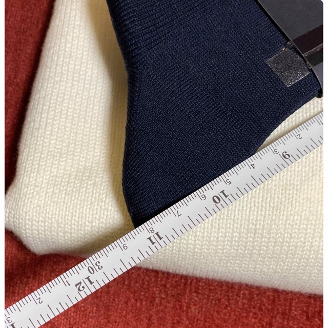 BURBERRY(バーバリー)の❶バーバリーソックス　新品未使用　紺色　ネイビー　ホースマーク23〜25cm レディースのレッグウェア(ソックス)の商品写真