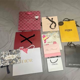 Dior(ショップ袋)のフリマアイテム一覧 Dior(ショップ袋)のフリマアイテム一覧