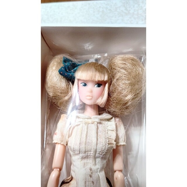 pw-momokodoll〈こぐま座〉女王猫と鹿の姫-tav.ch