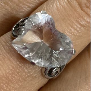 大きなハート型水晶 シルバーリング