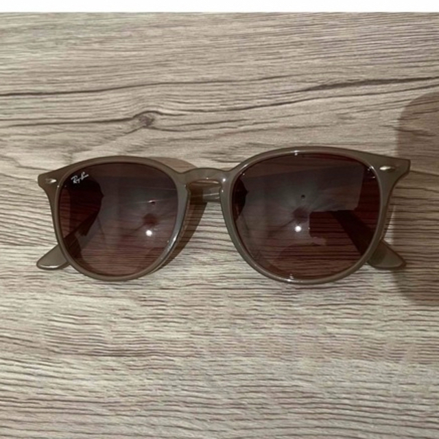 Ray-Ban(レイバン)のみんみ様専用 レディースのファッション小物(サングラス/メガネ)の商品写真