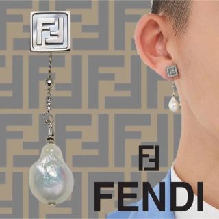 フェンディ FENDI オーロック プレースホルダー 7AC067 インテリア 雑貨 ゴールド 未使用