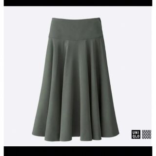 ユニクロ(UNIQLO)のユニクロ　U レーヨンミディスカート　64 カーキ　グリーン(ロングスカート)