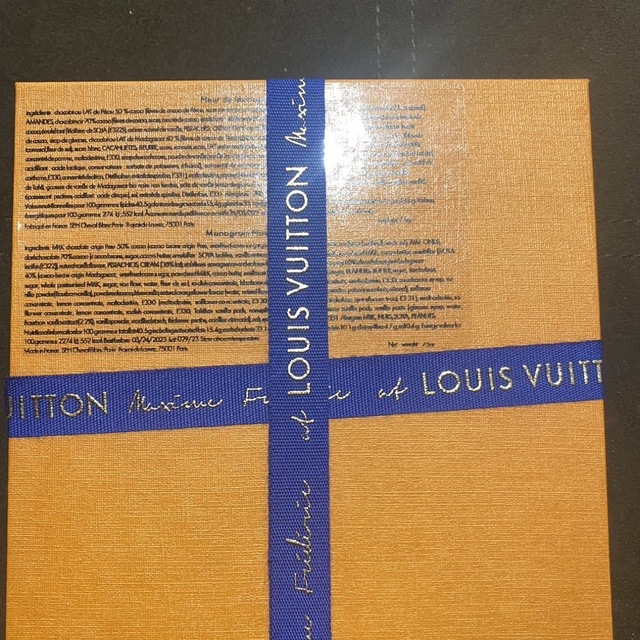 LOUIS VUITTON - ルイヴィトン チョコレート セットの通販 by り LOUIS VUITTON - ルイヴィトン チョコレート セットの通販 by り