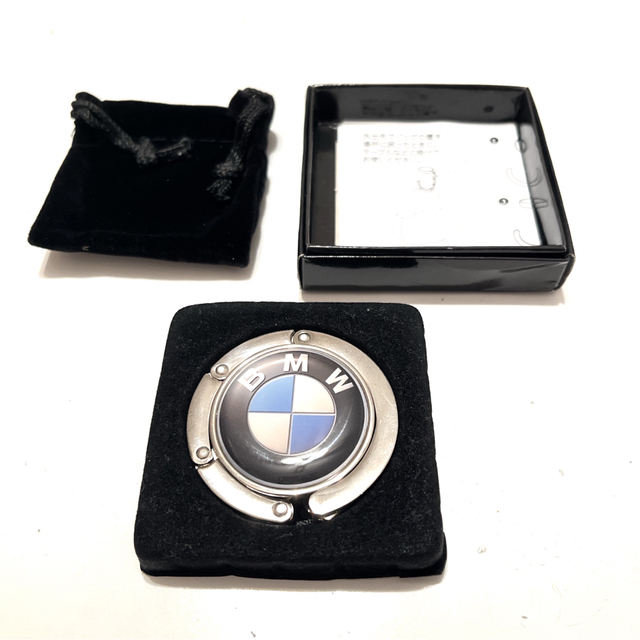 BMW(ビーエムダブリュー)の【新品】BMW　バッグハンガー　小物置き エンタメ/ホビーのコレクション(ノベルティグッズ)の商品写真