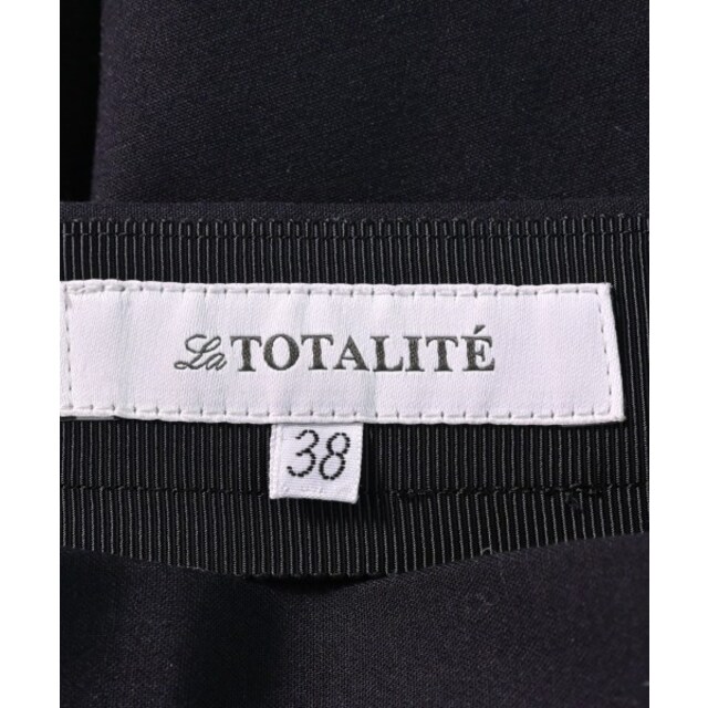 La TOTALITE(ラトータリテ)のLa TOTALITE ラトータリテ ひざ丈スカート 38(M位) 黒 【古着】【中古】 レディースのスカート(ひざ丈スカート)の商品写真