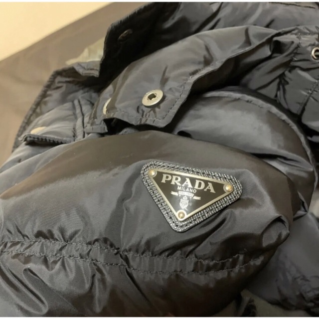 値下げ プラダ PRADAダウンジャケット ブラック サイズ44 | labiela.com