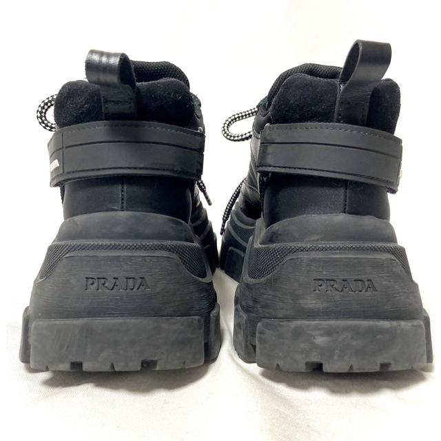 プラダ PRADA タンクソール ダッドスニーカー 靴 ロゴ 厚底 ペガサス